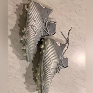 New Balance Men's Silver Athletic Shoes